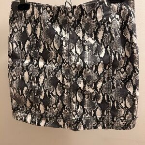 Jolt Black and White Snake Print Mini Skirt